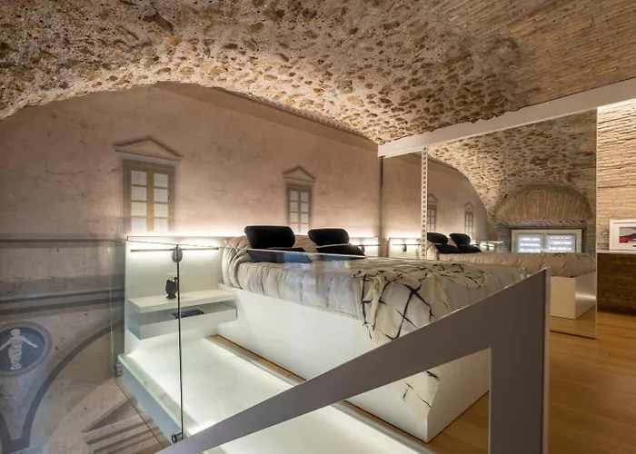 Spagna Luxury - Trevi Fountain Apartment