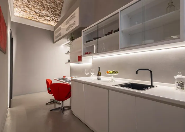 Spagna Luxury - Trevi Fountain Apartment